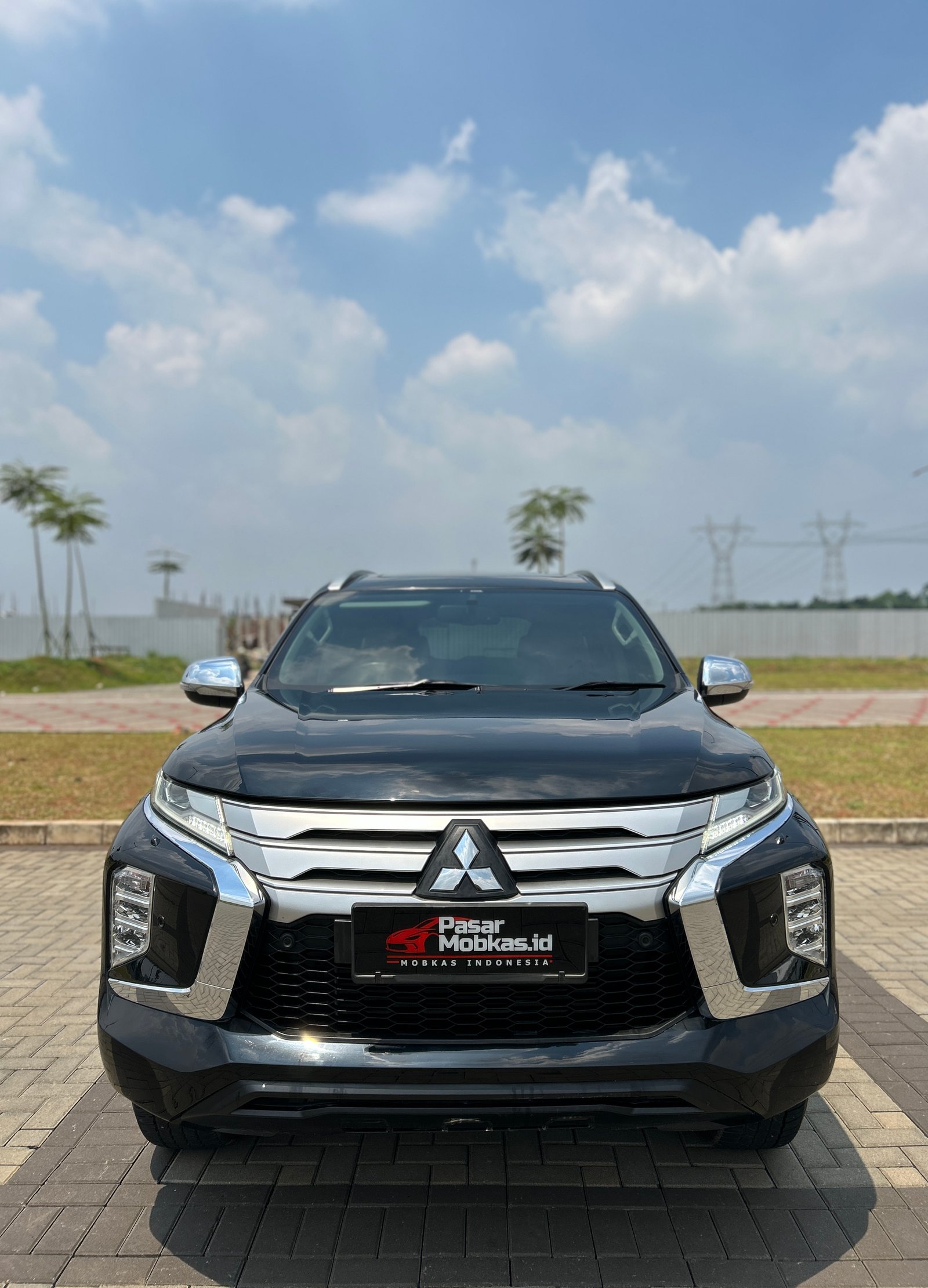 MITSUBISHI PAJERO DAKKAR 4x2 2.4