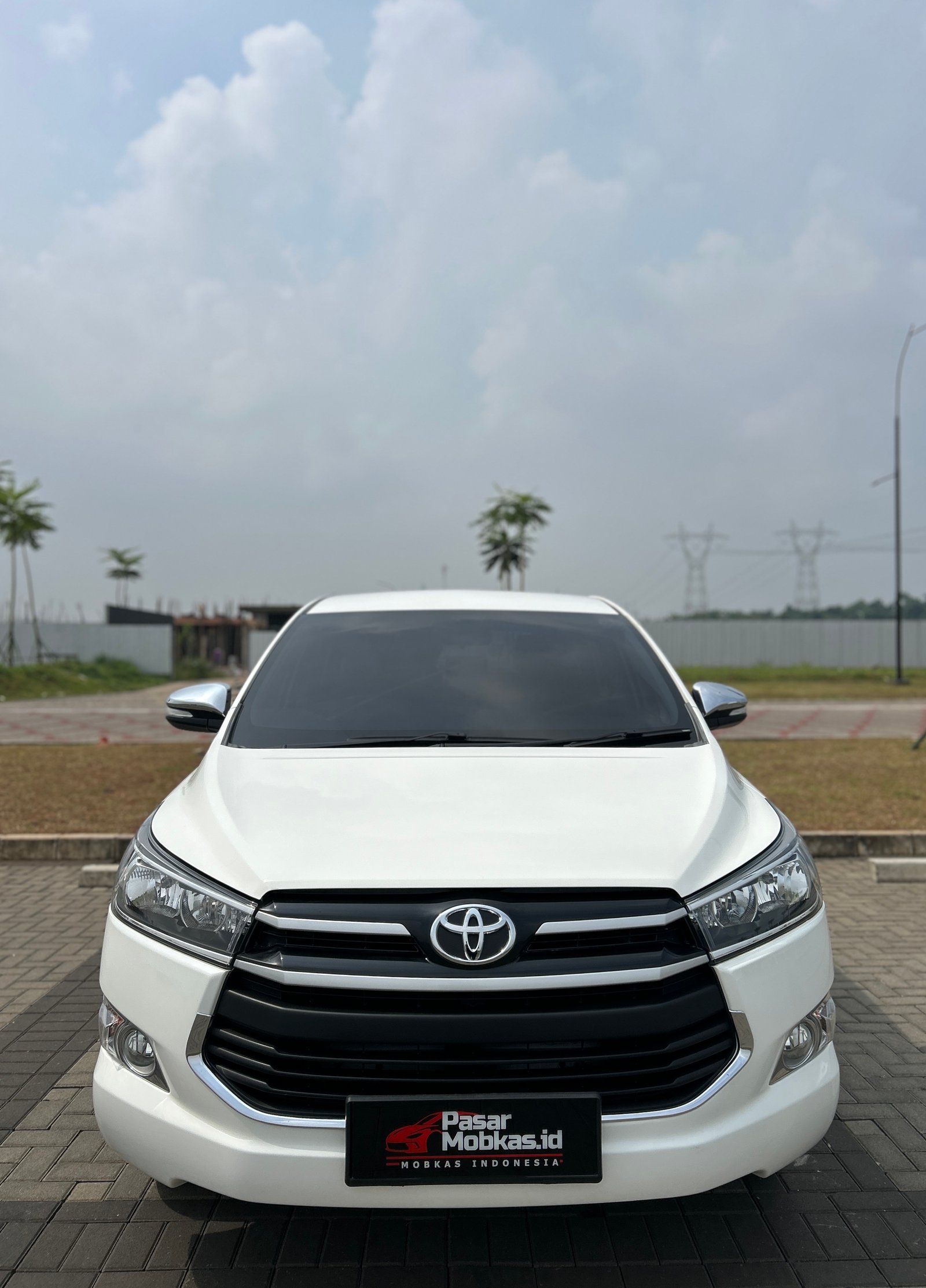 TOYOTA INNOVA G 2.0